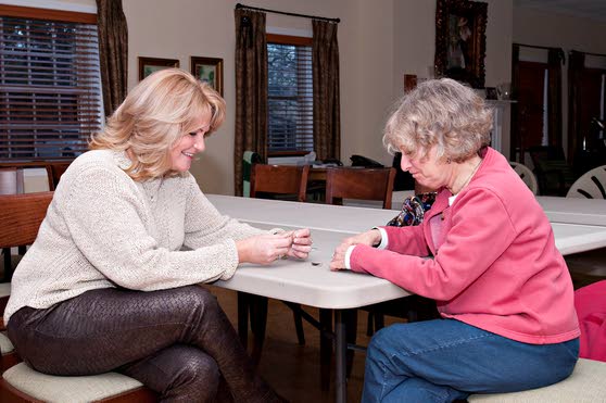 Gilda's Club jewelry appraisal event uses Midas touch to bring in funds